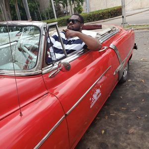 Meet your Posher, Gregory